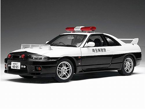Модель 1:18 Nissan Skyline GT-R (R33) Police Car