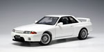 Модель 1:18 Nissan Skyline GTR (R32) V-Spec II / white