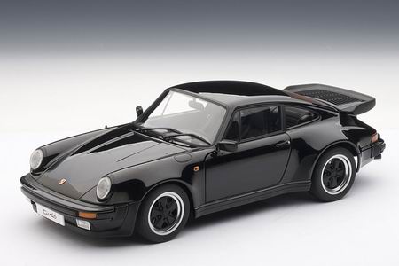 Модель 1:18 Porsche 911 (930) 3.3 turbo - black uni