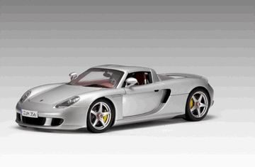Модель 1:18 Porsche Carrera GT - silver