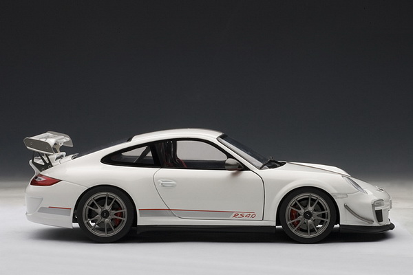 Модель 1:18 Porsche 911 (997) GT3 RS 4.0 - white