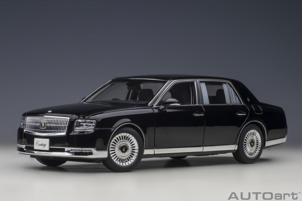 Toyota Century with curtains - black