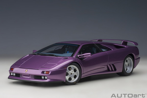 Модель 1:18 Lamborghini Diablo SE30 1993 - violett