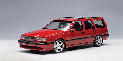 volvo 850 t-5r station wagon - red 79507 Модель 1:18