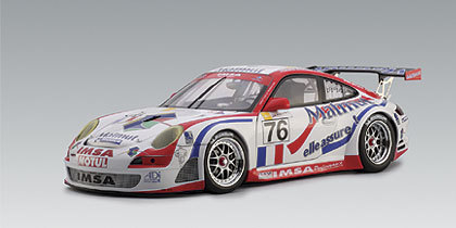 Модель 1:18 Porsche 911 (997) GT3 RSR №76 Le Mans GT2 Class Winner (P.Long - R.Narac - R.Lietz)