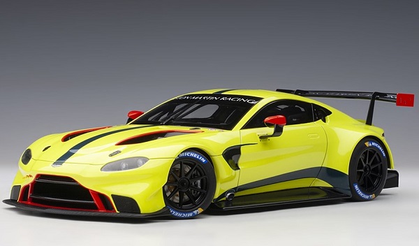 Aston Martin Vantage GTE Le Mans Pro 2018 Presentation Car 81807 Модель 1:18