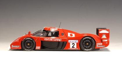 toyota gt-one ts020 №2 24h le mans (thierry boutsen) 89987 Модель 1:18