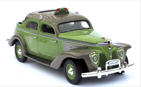 Модель 1:43 Checker Model A Chicago Taxi 1940-41