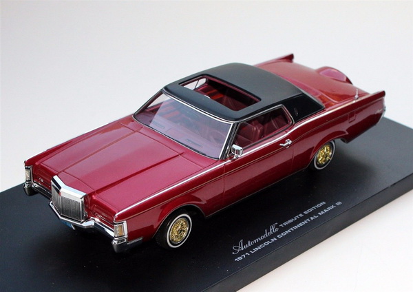 Модель 1:24 Lincoln Continental Mk III Barn Find - red/black