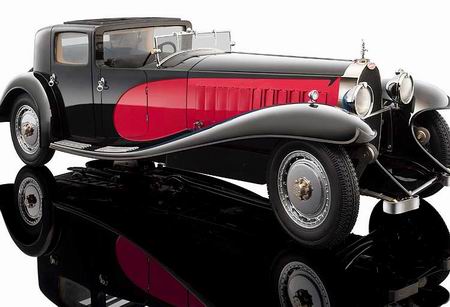 Модель 1:18 Bugatti Royale T 41 Coupe de Ville - black/red