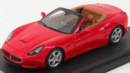 Модель 1:43 Ferrari California Spider - red