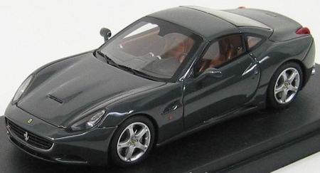 Модель 1:43 Ferrari NEW Spider California HARD-TOP