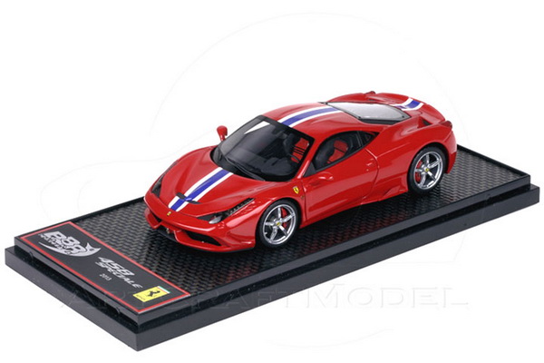 Модель 1:43 Ferrari 458 Italia Speciale Frankfurt MotorShow - red with stripes