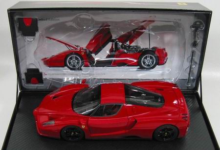 Модель 1:18 Ferrari Enzo - rosso corsa