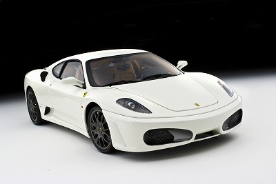 Модель 1:18 Ferrari F430 Coupe ~WHITE w/TAN INTERIOR, TAN LUGGAGE