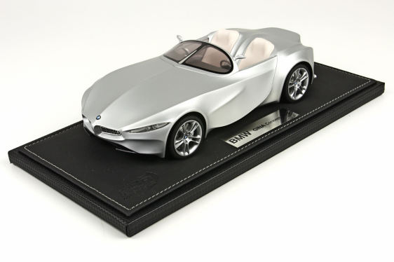 Модель 1:18 BMW GINA Spider Concept