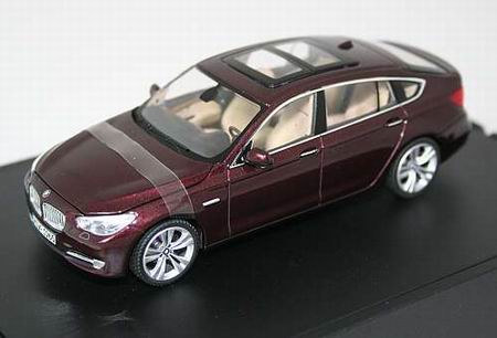 Модель 1:43 BMW 5series Gran Turismo (F07) - damas red