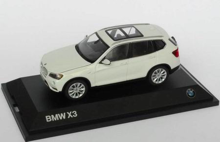 Модель 1:43 BMW X3 (F25) - alpine white