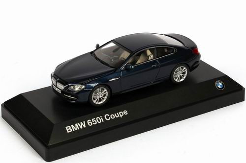 Модель 1:43 BMW 650i Coupe (F13) - deep sea blue