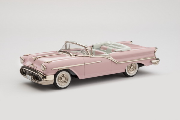 oldsmobile super 88 2-door convertible - powder puff pink ("pink collection") BRK194P Модель 1:43
