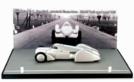 Модель 1:43 Auto Union Typ B Speed Record 320,267km/h Autostrada (Firenze-Lucca - Hans Stuck) (diorama)