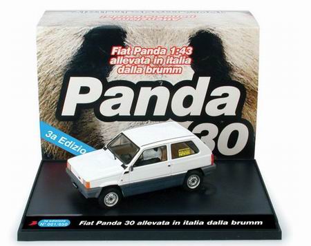 Модель 1:43 FIAT Panda 30 `Attenzione panda a bordo!` 3rd Edition
