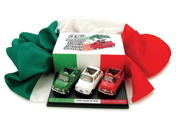 Модель 1:43 FIAT 500D Set Verde-Bianco-Rosso 35th Anniversary Brumm (with Italian flag)