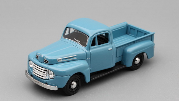 Модель 1:43 FORD F1 Pickup (1948), light blue