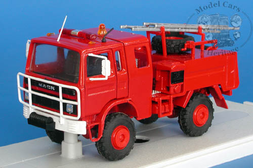 Модель 1:43 Mack 4X4 Bos brandweer - red