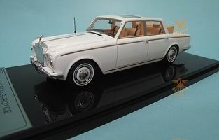 Модель 1:43 Rolls-Royce Silver Shadow Landaulet (с открывающимися дверьми) / white