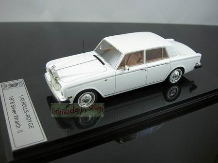 Модель 1:43 Rolls-Royce Silver Wraith II - white