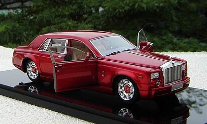 Модель 1:43 Rolls-Royce Phantom LWB - red met (с открывающимися дверьми)