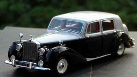 Модель 1:43 Rolls-Royce Silver Dawn