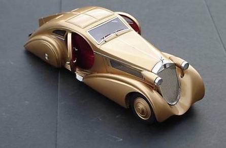 Rolls-Royce Phantom I Jonckheere - gold (с открывающимися дверьми)