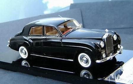 Модель 1:43 Rolls-Royce Silver Cloud I - black