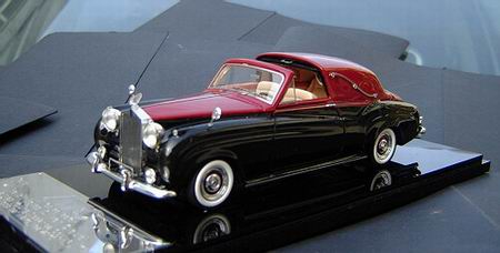 Модель 1:43 Rolls-Royce Silver Cloud I James Young - red black