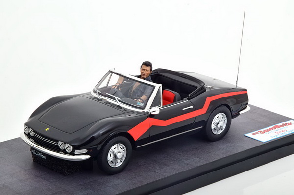 Модель 1:18 FIAT DINO 2.4 SPIDER WITH ENZO FIGURE – MOVIE – UN SACCO BELLO 1980 – CARLO VERDONE
