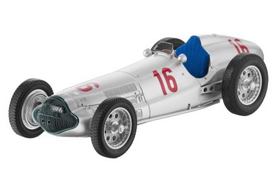 Модель 1:18 Mercedes W154 GP 1938 Silver