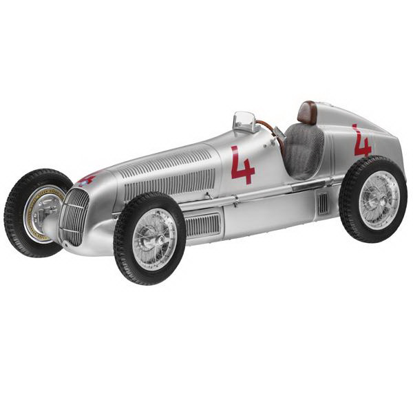 Модель 1:18 Mercedes W25 GP №4 - silver