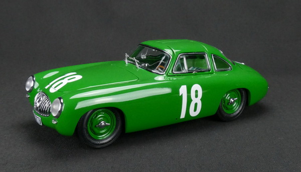 mercedes-benz 300 sl great price of bern, 1952 #18 green limited edition 1,500 pcs. M-158 Модель 1:18