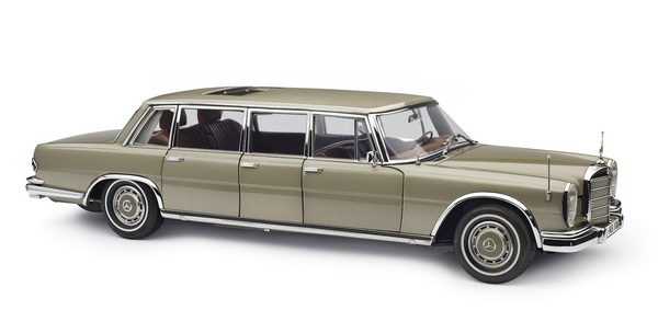 Модель 1:18 Mercedes-Benz (W100) (6-door) Pullman with sunroof