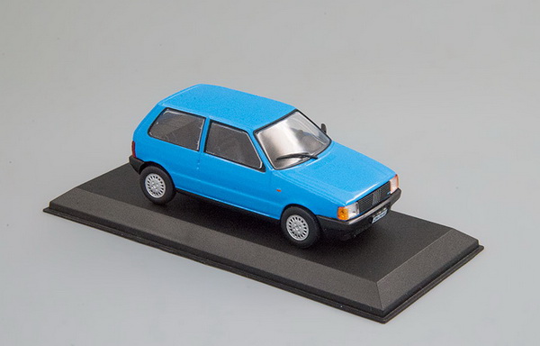 Модель 1:43 FIAT Uno, blue