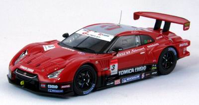 Модель 1:43 Nissan R35 GT-R SGT 09 Fuji №3 TomicaEbbro red/blk