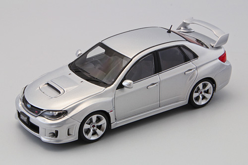 Модель 1:43 Subaru Impreza WRX STi 4dr - silver