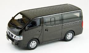 nissan nv350 caravan - brown 44895 Модель 1:43