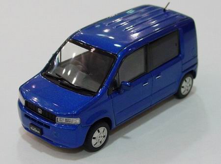 Модель 1:43 Honda Mobilio Spike Vivid Blue