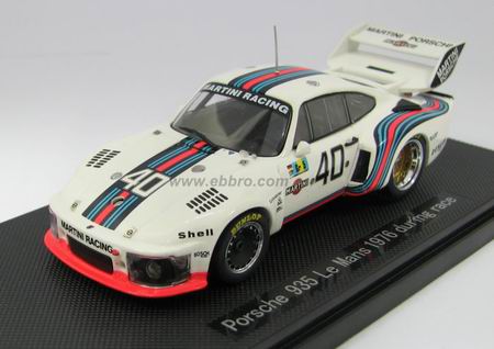 Модель 1:43 Porsche 935 Le Mans during race
