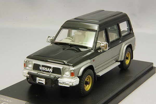 Модель 1:43 Nissan Safari 4х4 High Roof Grand Road (Y60) - black/silver