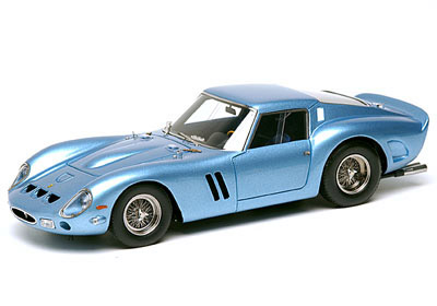 Модель 1:43 Ferrari 250GTO - light blue met