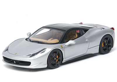 Модель 1:43 Ferrari 458 Italia Silver /Matt Black roof /Sports Wheels